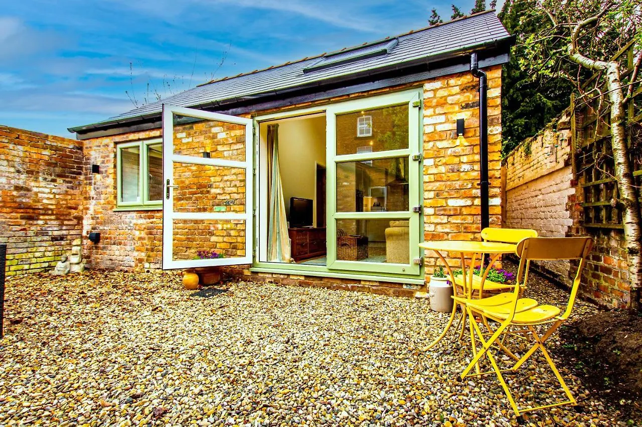 The Garden Suite Annex, Hoole By Rework Accommodation Chester
