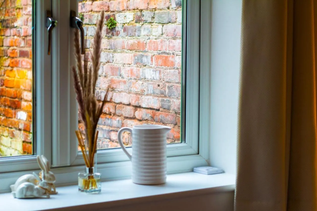 The Garden Suite Annex, Hoole By Rework Accommodation Chester 0*,